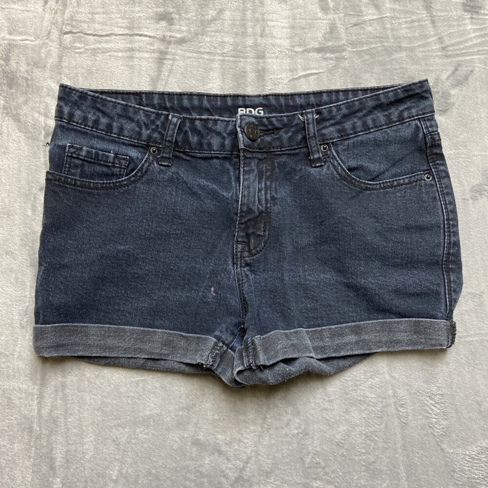 BDG Mid-Rise Alexa Denim Shorts Women's 28 Dark Blue Denim Cuffed Jean Shorts